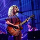 VIDEO: Tori Kelly Performs Moving Cover of 'Hallelujah' on LATE NIGHT