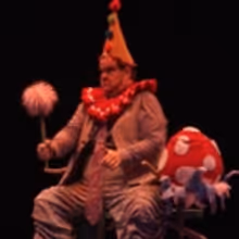 STAGE TUBE: Watch Highlights of SEUSSICAL at Music Circus - Jason Graae, Sharon…