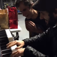 STAGE TUBE: 'GREAT COMET' Star Josh Groban Shows Off Piano Skills with Seth Rudetsky