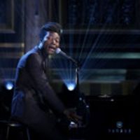 VIDEO: Benjamin Clementine Performs 'Cornerstone' on TONIGHT SHOW Video
