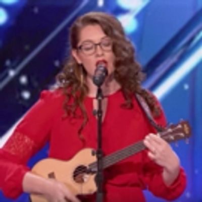 VIDEO: Deaf Singer Wows AMERICA'S GOT TALENT Judges & Earns Golden Buzzer