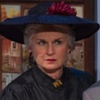 BWW Review: ACT 1's Outdated ARSENIC AND OLD LACE Photo