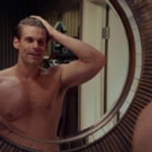 TV Exclusive: Trent Is Getting Ready in New Clip from CRAZY EX-GIRLFRIEND