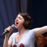 TV: KINKY BOOTS' Mia Gentile Belts It Out at Stars in the Alley! Video