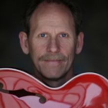 THE RED GUITAR Comes to Hollywood Fringe Festival