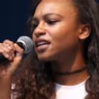 TV: LES MISERABLES' New Eponine, Brennyn Lark, Sings in Shubert Alley! Video