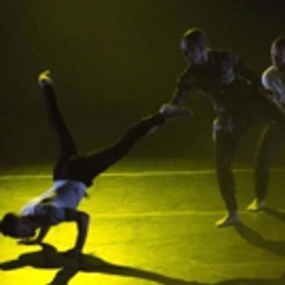 STAGE TUBE: Sneak Peek at Chicago Dance Crash's EVIL & GOOD, Opening Tonight