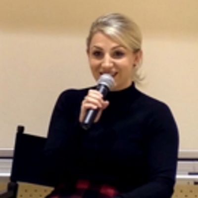 Backstage with Richard Ridge- How Does She Transform Into a Dog Every Night? Tony Winner Annaleigh Ashford Tells All!