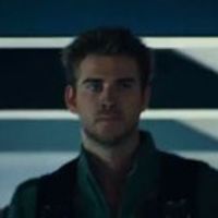 VIDEO: First Look- Liam Hemsworth, Jeff Goldblum, and More in INDEPENDENCE DAY… Video