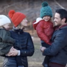 STAGE TUBE: Happy Holidays from ALADDIN's Andrew Cao