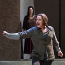 BWW Opera Review: Met's New ELEKTRA Has the Cast and Conductor--But Where's the Catha