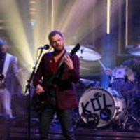 VIDEO: Kings of Leon Perform 'Reverend' on TONIGHT SHOW Video