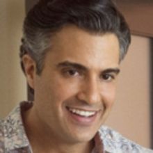 Jaime Camil of 'JANE THE VIRGIN' Discusses Diversity with DC Diversions