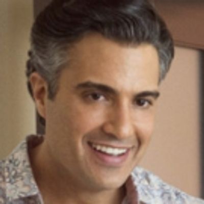 BWW Interview: Jaime Camil of 'JANE THE VIRGIN' Discusses Diversity with DC Diversions