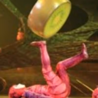 BWW Review: Cirque Du Soleil's OVO, at U.S. Bank Arena, Delights Cincinnati with Whimsy and Astonishing Acrobatics