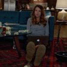 BWW Recap: Liza Doctors a Book, Attends a 'Hot Mitzvah' & More on YOUNGER