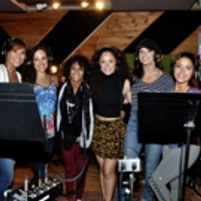 Exclusive Photo Coverage: ON YOUR FEET Sings a Gloria Estefan Classic for Carols For A Cure