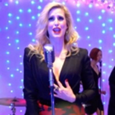 STAGE TUBE: CHICAGO Debuts Music Video for CAROLS FOR A CURE Tune 'Holiday Melody'