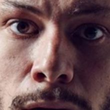 BWW Review: A Chilling Benjamin T. Ismail Haunts Ayad Akhtar's THE INVISIBLE HAND at 