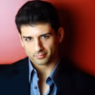 Tony Yazbeck Flies to FINDING NEVERLAND as 'J.M. Barrie' Tonight