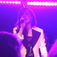 STAGE TUBE: Watch Lena Hall Tribute David Bowie with 'Life on Mars?' Video