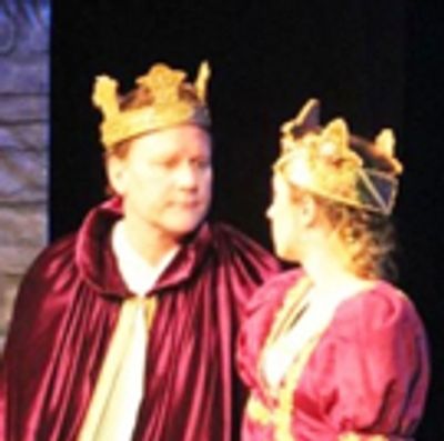 BWW Review: CAMELOT Raises the Bar at Downriver Actors Guild
