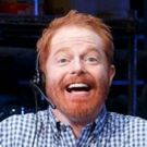 BWW Review: Jesse Tyler Ferguson Takes On The Difficult Juggling Act of FULLY…