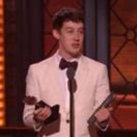 STAGE TUBE: CURIOUS INCIDENT's Alex Sharp Gives Best Leading Actor Tonys Speech Video