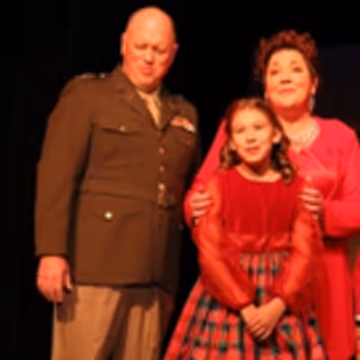 BWW Review: Sold Out WHITE CHRISTMAS is Red Hot Thru Dec 6