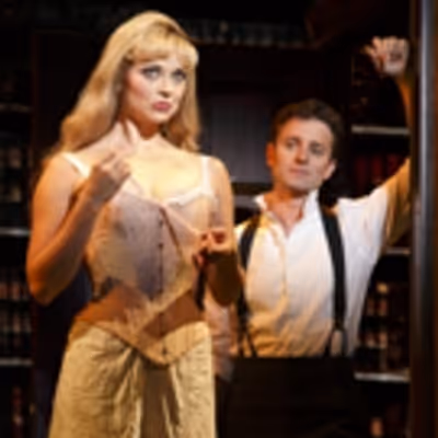 BWW Review: A GENTLEMAN'S GUIDE TO LOVE AND MURDER Thrills - and Kills - at Tennessee Performing Arts Center