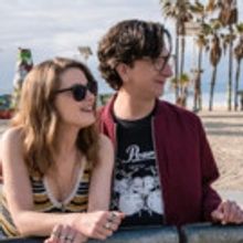Netflix Orders Third Season of Judd Apatow Comedy LOVE
