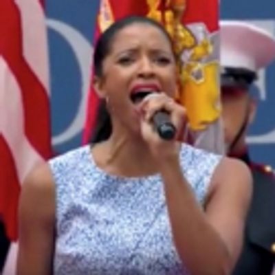 VIDEO: Tony Winner Renee Elise Goldsberry Performs 'America the Beautiful' at U.S. Open