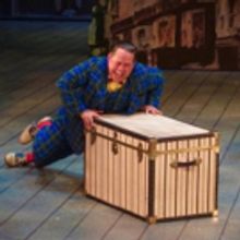BWW Review: ONE MAN, TWO GUVNORS is Sheer Entertaining Theatricality