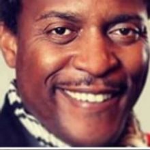 BWW Review: PRESENT LAUGHTER a Clever Comedic Confection