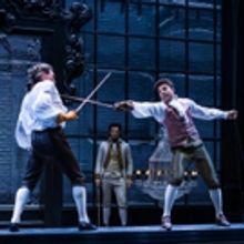 BWW Review: Bravura LES LIAISONS DANGEREUSES at Center Stage: A Welcome Antidote to S