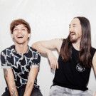 Steve Aoki & Louis Tomlinson Perform 'Just Hold On' on CORDEN