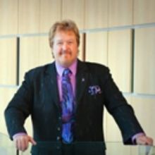 Michael Bollinger Named Director of Bartlett Performing Arts Center