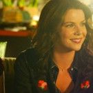Netflix Officially Reviving GILMORE GIRLS; Lauren Graham, Alexis Bledel & More to Return
