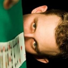 Award-winning Wonder in MEMORABLE MOMENTS WITH STUART LIGHTBODY at Cape Town Fringe