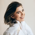 Disney Channel's Olivia Stuck in Lythgoe Family Pantos' A SNOW WHITE CHRISTMAS