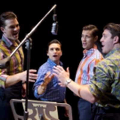 BWW Review: JERSEY BOYS Hypnotizes and Mesmerizes at the National Theatre