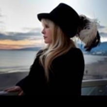 Legendary Singer-Songwriter Stevie Nicks Is First Artist To Perform At New Park Theat