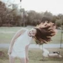 Watch: Tara Macri Releases 'Prettiest Girl In The Room' Music Video