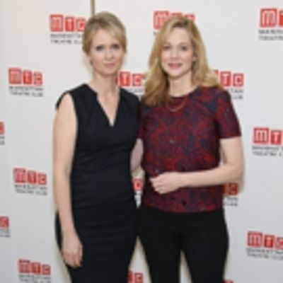 FREEZE FRAME: THE LITTLE FOXES&#039; Laura Linney &amp; Cynthia Nixon Meet the Press