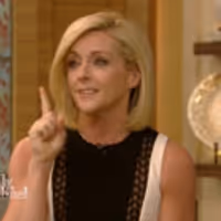 VIDEO: Jane Krakowski Talks Broadway's SHE LOVES ME: 'We're Having Such a Blast!' Video