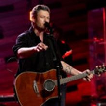 Photo Flash: Blake Shelton Performs Songs from New Album at iHeartRadio Theater