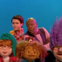 STAGE TUBE: Watch Idina Menzel, Alec Baldwin, Tituss Burgess & More Join Julie… Video