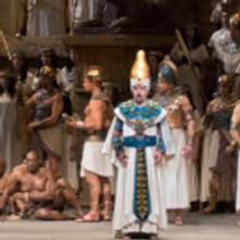BWW Review: AIDA Gushes at The Metropolitan Opera