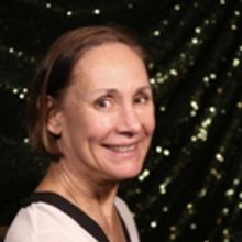 Tony Nominee Laurie Metcalf Completely On Board for ROSEANNE Revival