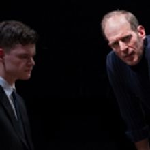 BWW Review: Art, Ethics Collide in Riveting World Premiere of I WANT TO DESTROY YOU, 